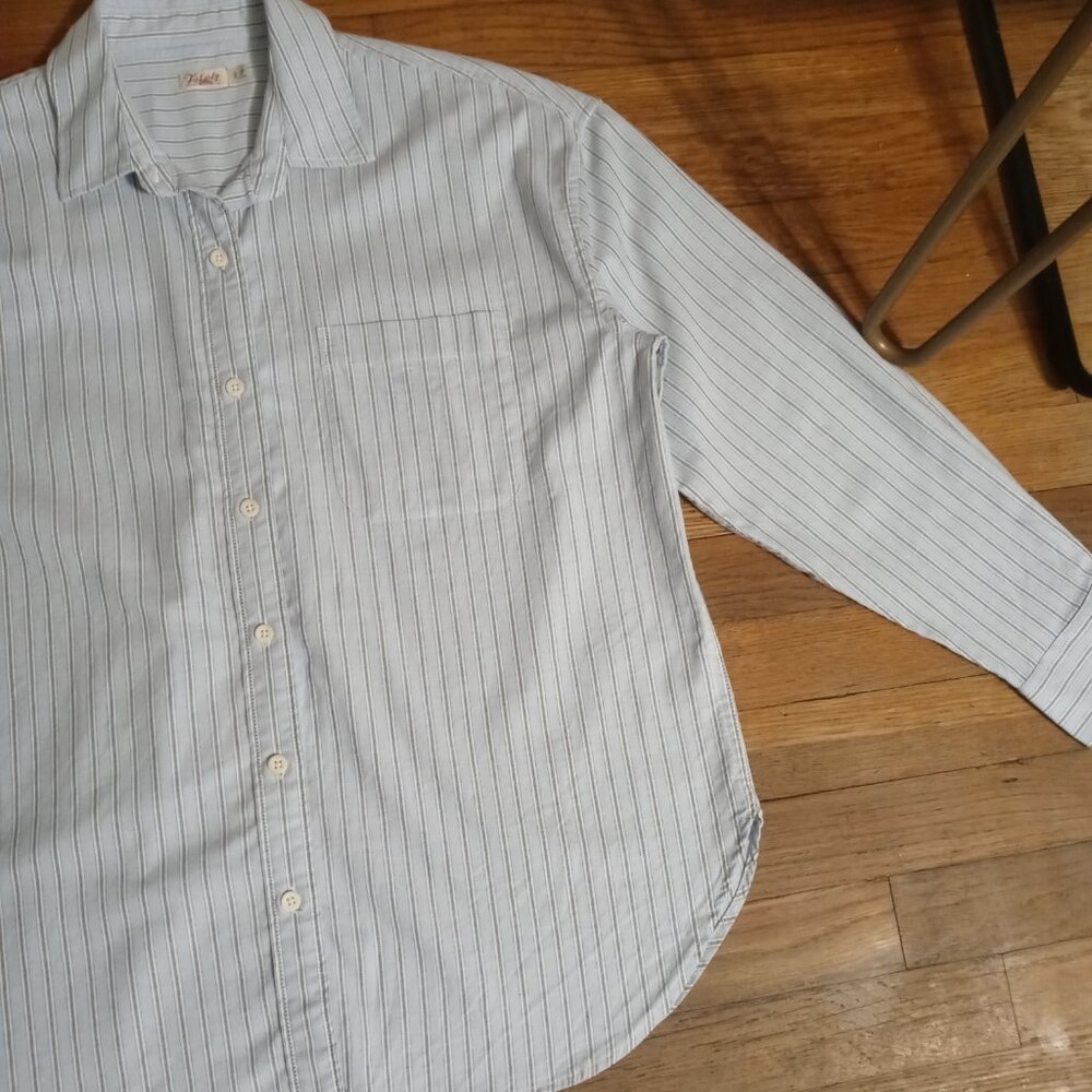 FAHERTY stretch oxford relaxed shirt in mangrove stripe (M) - Picture 8 of 16